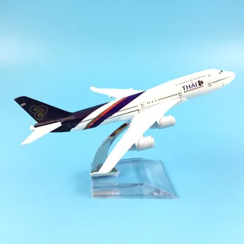 Модел на самолет от 16 см Thai Airways 